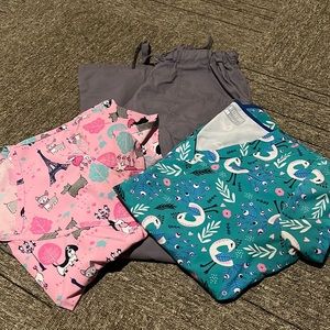 Scrub set